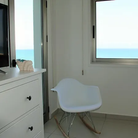 Blue View Apartment